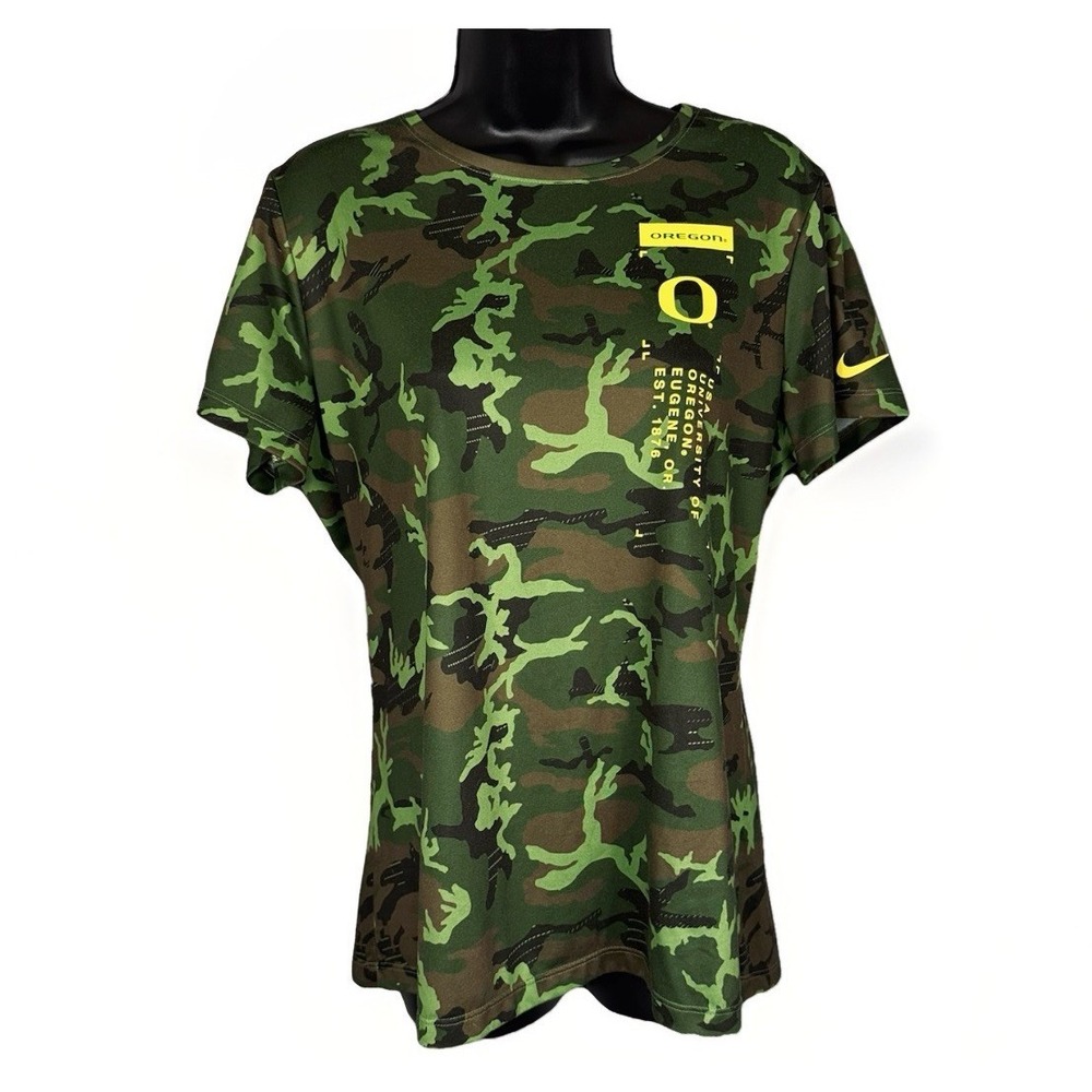 Nike Oregon Ducks S/S Military Appreciation Shirt Womens LG Green Camo Dri-Fit